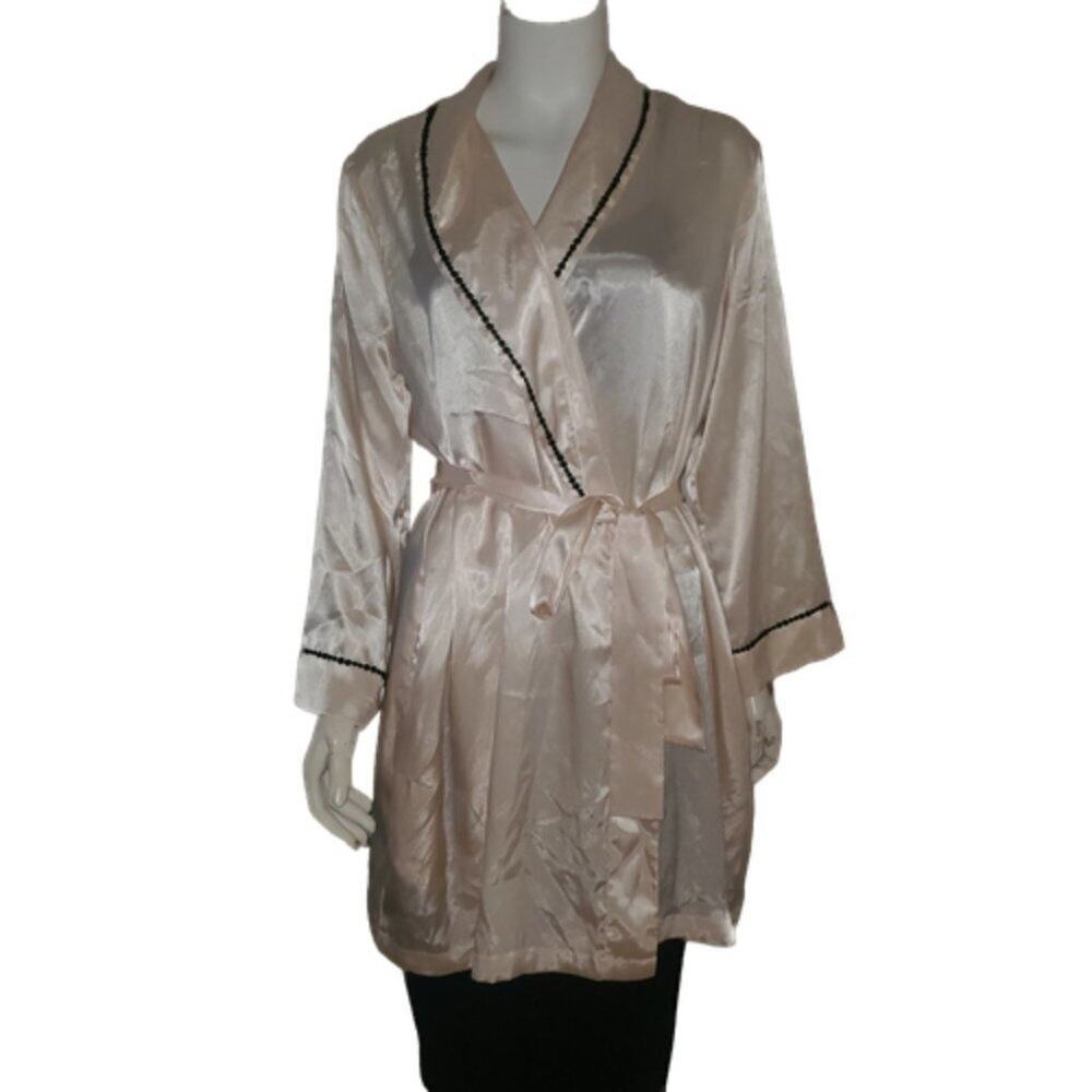 Morgan Taylor Intimates Off White Robe w/Black Trim || Med EUC